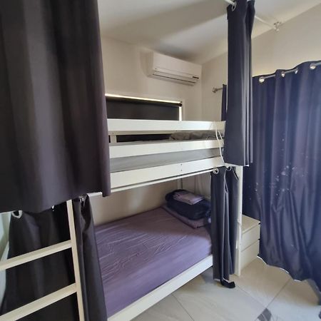 Homestyle Hostel - 18-36Yrs 卡伦德拉 外观 照片